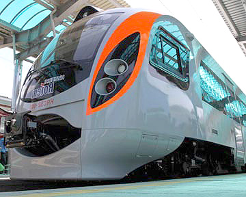 Для перемещения на поездах вместо паспорта можно использовать мобильное приложение «Дія»